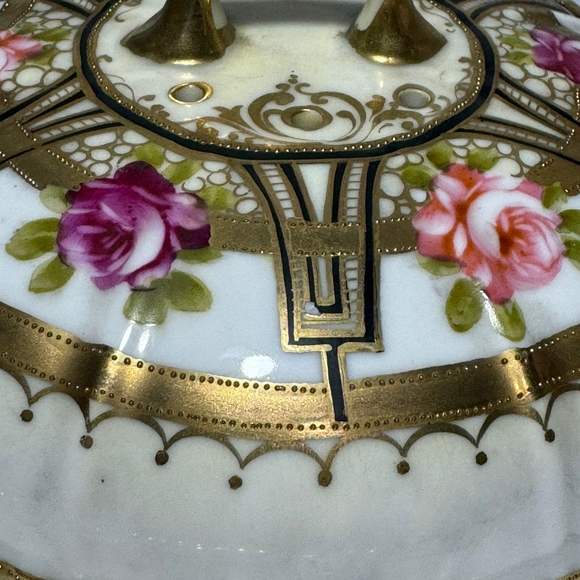 Antique Noritake Nippon Rose Cheese Plate Domed Vented Lid, Hand Painted is brea - Picture 14 of 17